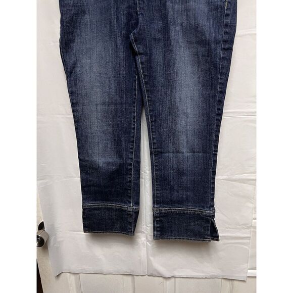 🍁3/$18 Simply‎ Vera Wang Women Size 6 Capri Blue Jeans Straight Wide Hem BFD-C - Picture 5 of 9